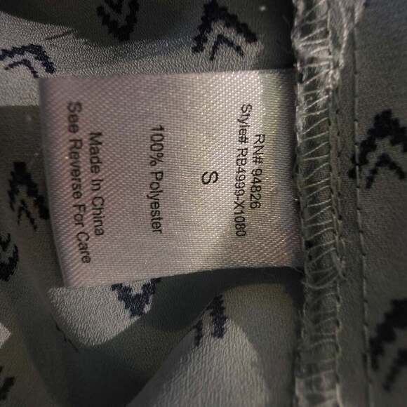 No Frills Mint Green Goemetric Pattern Short Sleeve Blouse Small - Picture 5 of 5